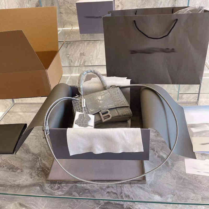 Designer Luxury Womens Bag Balencigas Handbag B-shaped Paris Single Shoulder Messenger Fashion Square Gift Shoulder Oblique Span Versatile Handheld