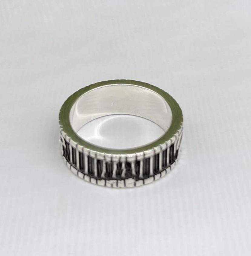 

Sterling silver stripe Instagram couple ring each other light luxury retro hip hop high version designer love rings for women mens luxury engagement nail wedding