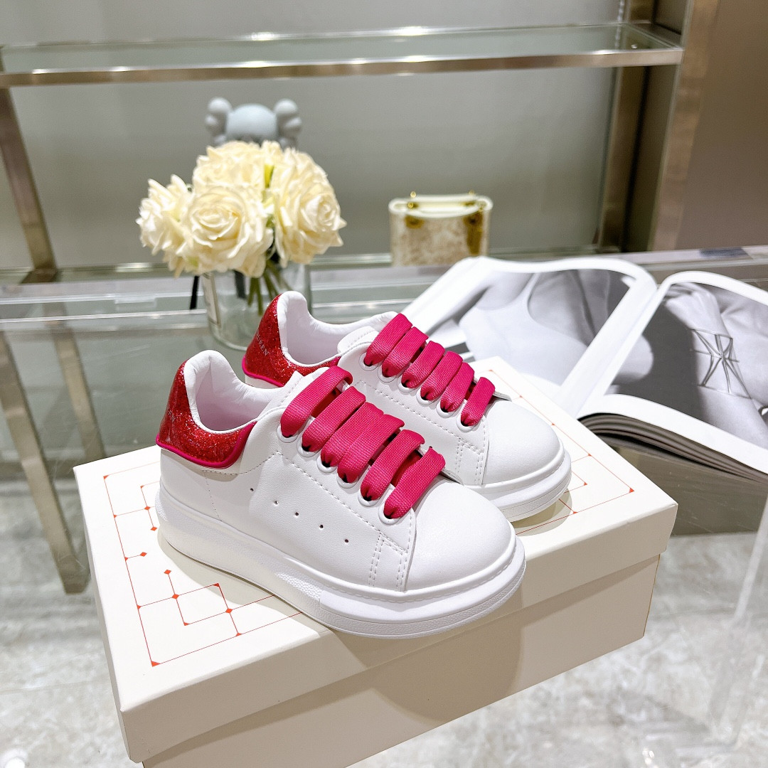 Garçon fille chaussures kids chaussures kids baskets de luxe concepteurs entraîneurs lacation sangle respirant 2022 Soft confortable 6 style