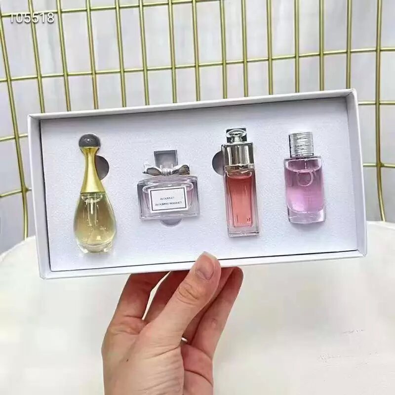 

1 Set Women Perfume Spray Deodorant Women Long Lasting Floral Glass Bottles