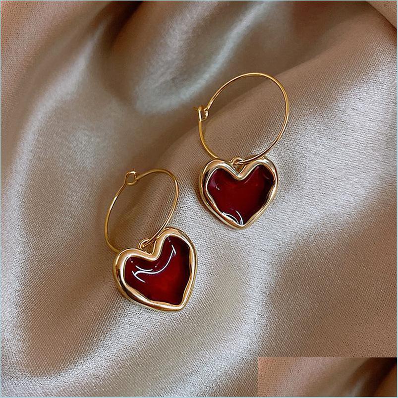 

Dangle Chandelier Sweet Bury Enamel Heart Earrings For Women Girl Gold Color Metal Love Hanging Dangle Vintage Jewelry 5602 Q2 Drop Dhj10