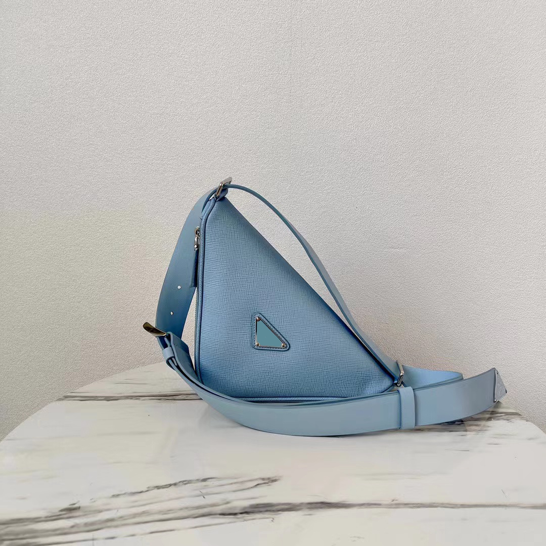 

2022 Small Full Leather Backpack Calfskin Bracelet Bag Ladies Triangle Fashion New Retro Luxury Designer Popular Versatile Messenger Handbag Boutique Blue Bags, Box