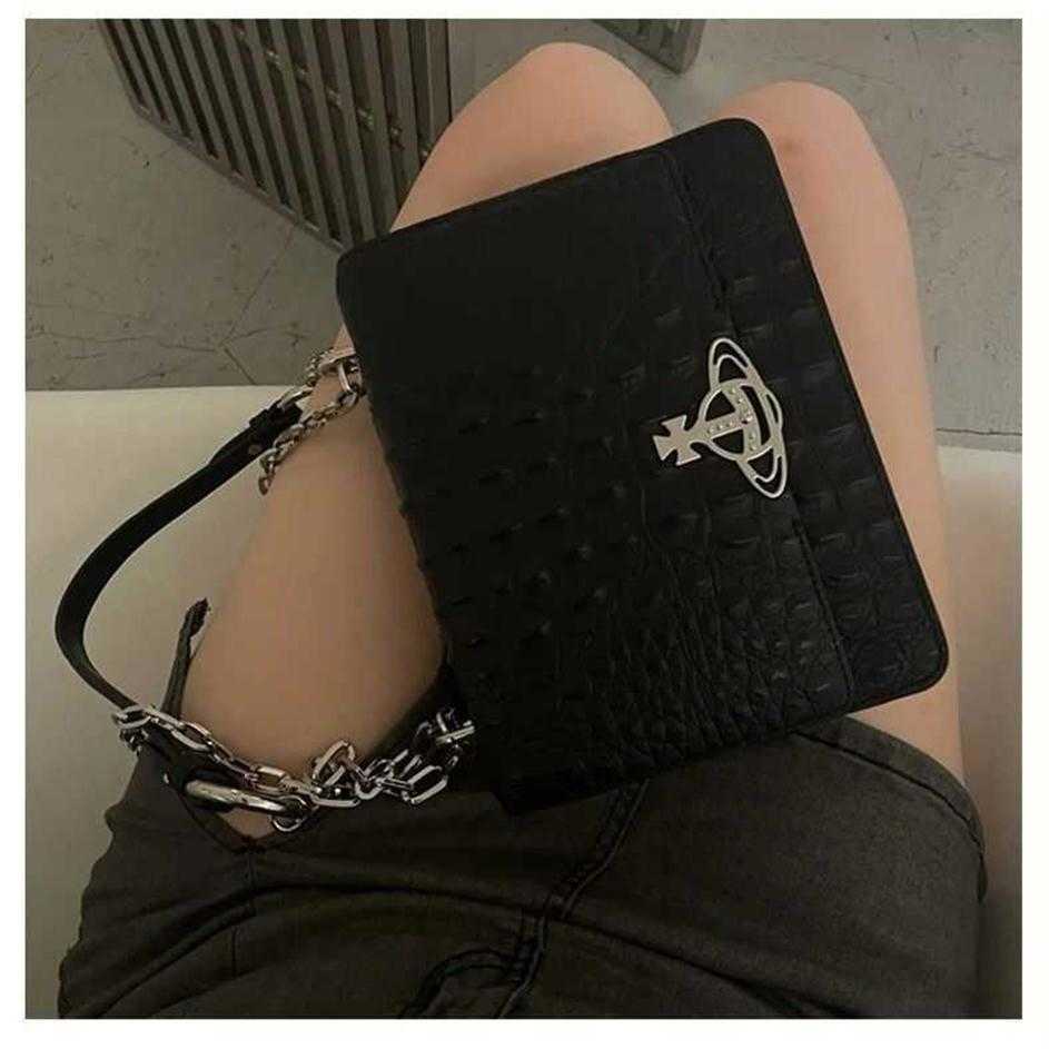 

22s Designer Bag women Bag 2022 new high-grade texture Vivian Westwood empress dowager small square bag one shoulder diagonal bag2280