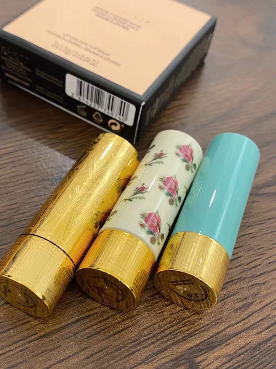 

Lipstick Set lipstick Rouge A levers Satin Lip Colour Baume Balm 3.8g x 3pcs, Customize