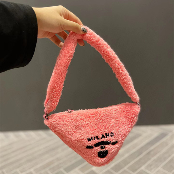 Triangle Bags Women's Designer Cashmere Shoulder Bags Fashion Handbags 2022 New Top Triangle Logo Luxury Mini Wallets