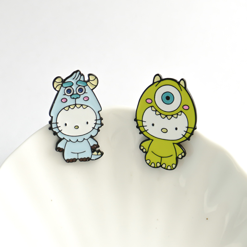 

Couples Cat Cartoon brooch pin badge Cute Creative Student School Bag Decoration Pin Alloy Enamel Emblem Wholesale, Color #1