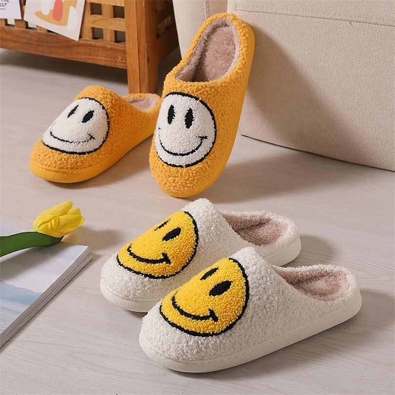 

Slippers Women Fur Flip Flops Smile Face Women Slipper Cute Cartoon Slides Warm Plush Couple Shoes Indoor Autumn Men Fluffy Flip Flops 220916, White