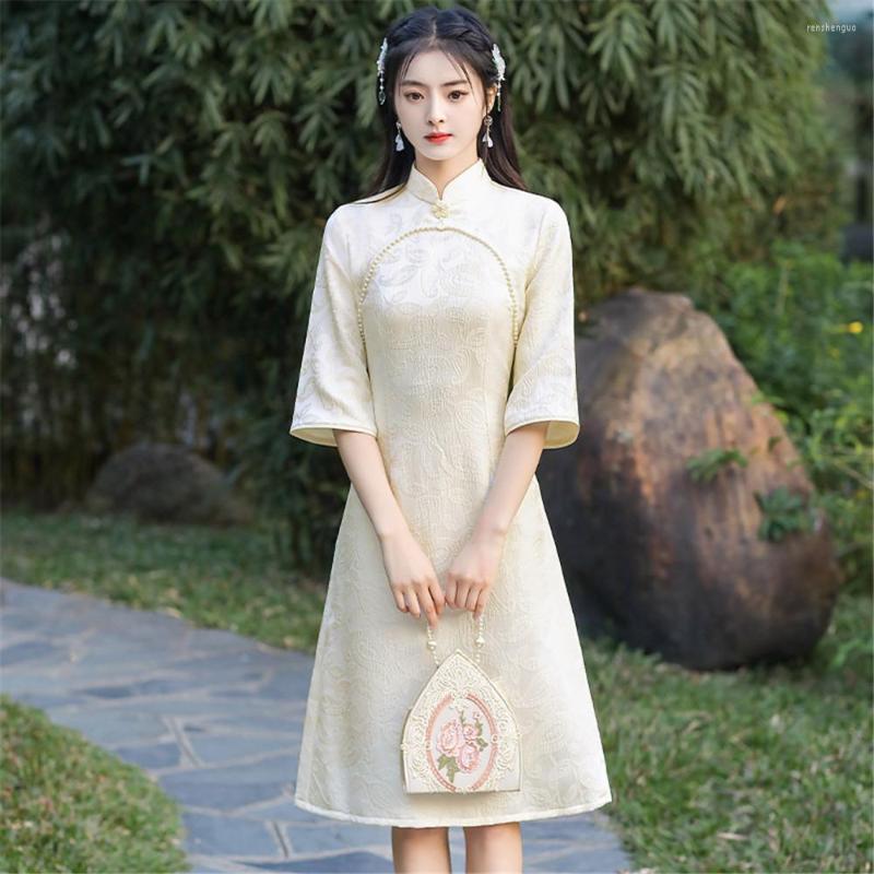 

Ethnic Clothing Sexy Beading Jacquard Mandarin Collar Satin Qipao Half Sleeve A-Line Dress Traditional Chinese Women Knee-Length Cheongsam