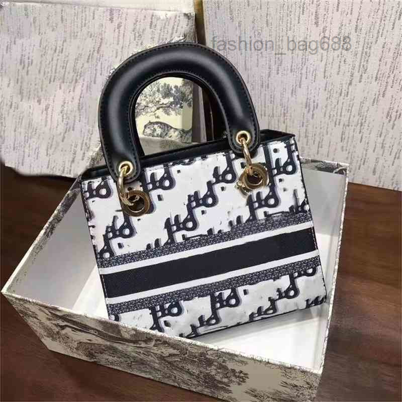 

Evening Bags Bag Women's Handbags New Style Versatile Crossbody One Shoulder Messenger Lady Textured Canvas Princess Shoulders Diagonal Hand Cross