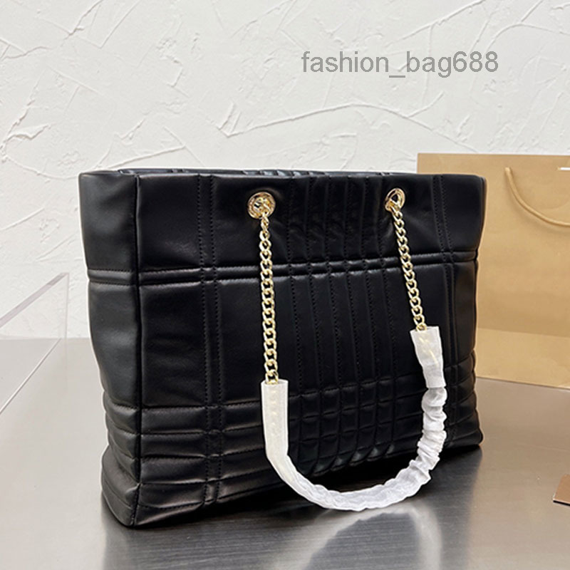

Evening Bags Classic Shopping Bag Cross Body Bucket Bags Shoulder Handbag Purse Women Tote Chain Metal Hardware Letter Decorate Thread Wallet Large Capacity