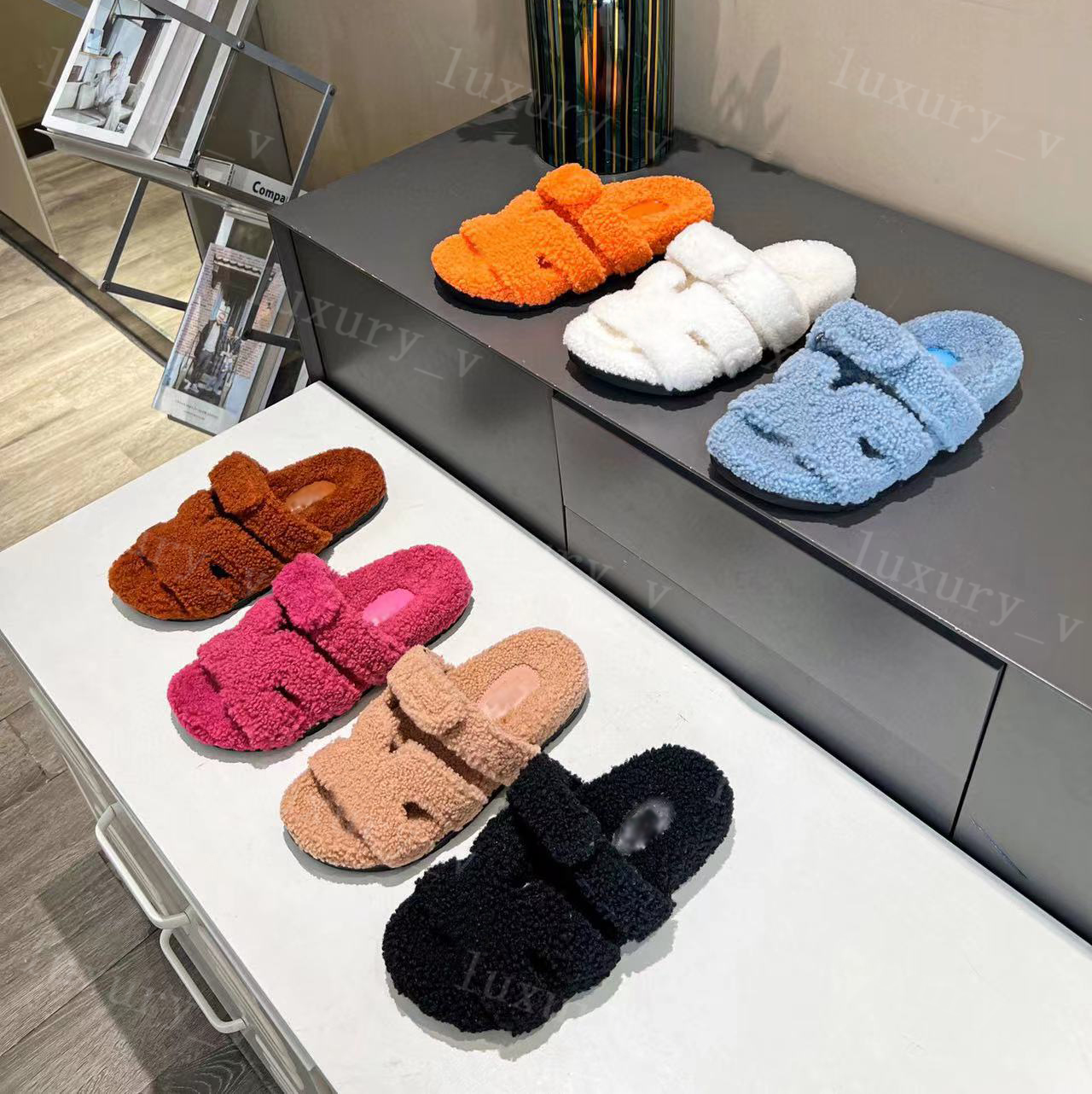 

Designer Chypre Slippers Men Women Sandals Classic Flat Wool Slipper Fur Slides Winter Ladies Flip Flops Furry Fluff Scuffs with box, Color 3