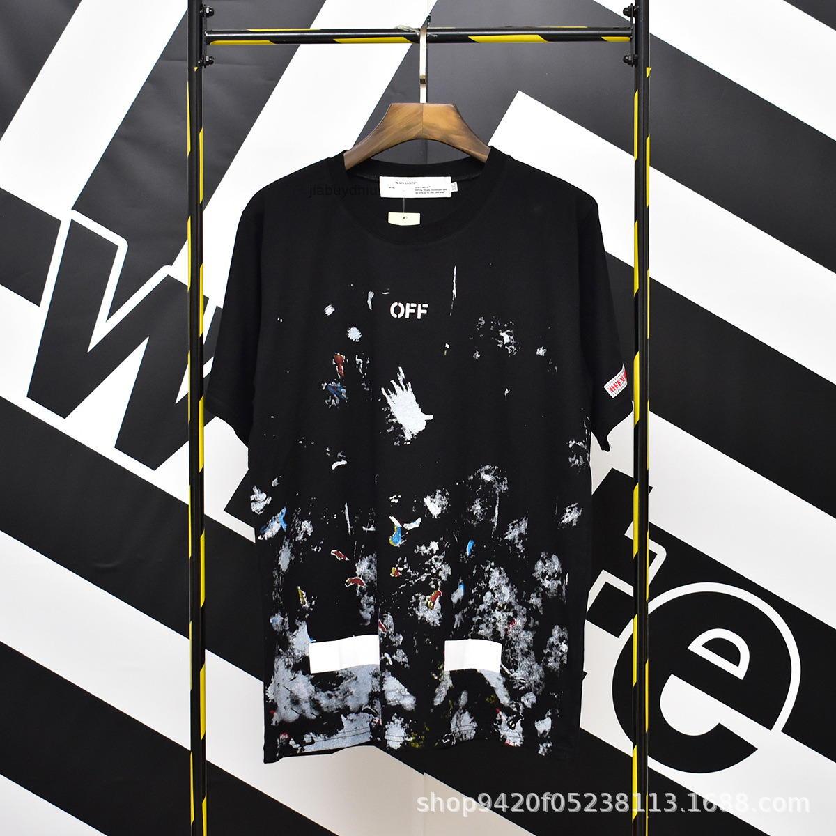 Chao Brand Off Fireworks Graffiti T-shirt à manches courtes Ow White Unisexe Casual Crew Neck