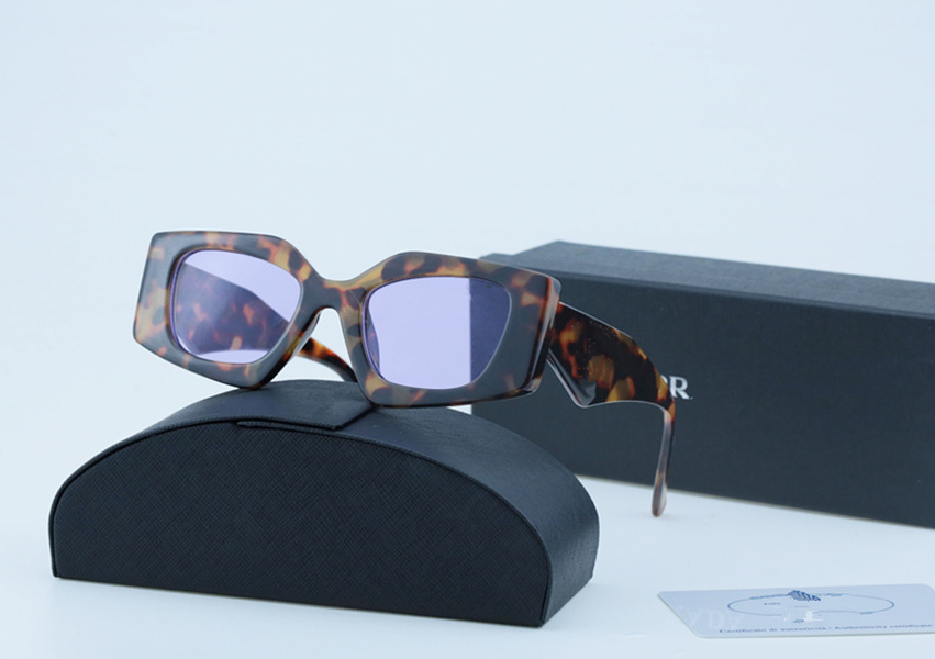 

Fashion Designer Sunglasses Classic Eyeglasses Goggle Outdoor Beach Sun Glasses For Man Woman 7 Color Optional Triangular signature