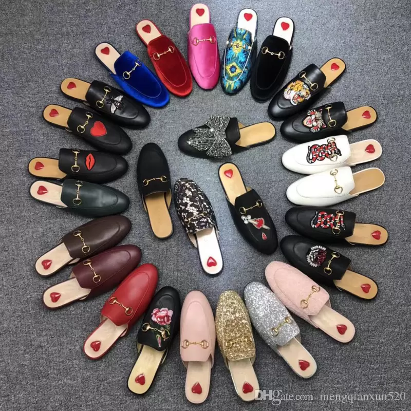 

Beach Slippers Flat Baotou Flip Flops 100% Lady Slides Women Shoes Sandals Classic Designer Lazy Leather Suede Letter Cowhide Metal Mens Ofn, Silver + leather