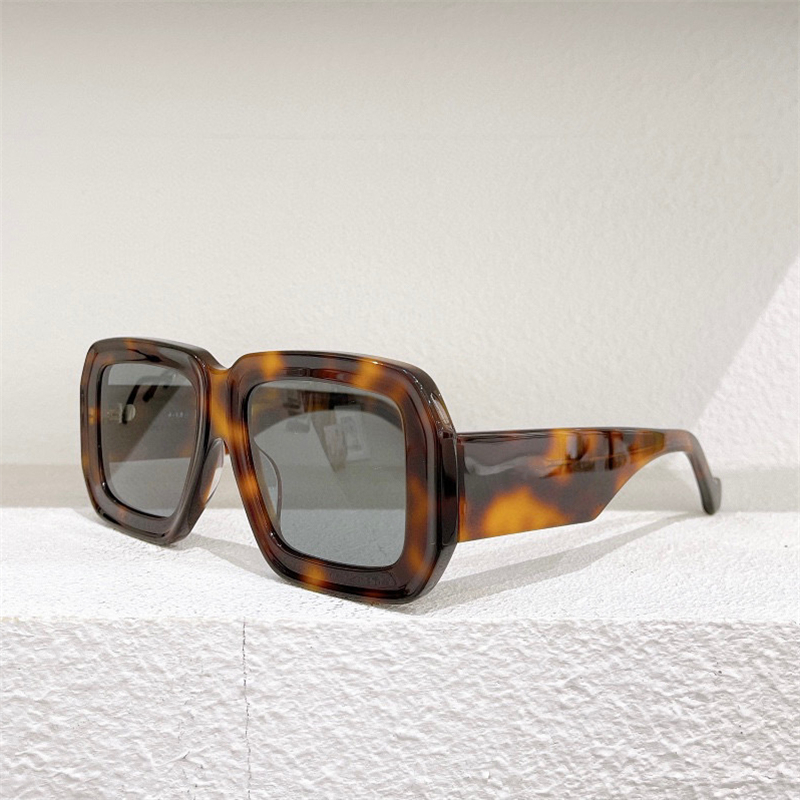 

Sunglasses For Men and Women Summer style 40080 Anti-Ultraviolet Retro Plate Full frame fashion Eyeglasses Random Box