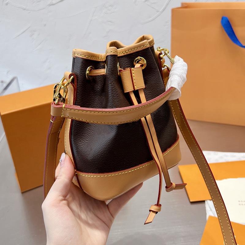 

Genuine leather Women messenger bag Sturdy Stylish Bucket Bag Drawstring Closure Crossbody Shoulder Bags Clutch Backpack, Not sending products