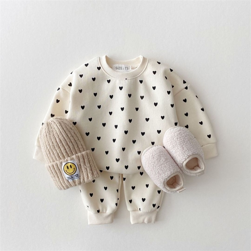 

Clothing Sets Korean Spring Baby Girls Clothing Set Fashion Infant Full Heart Luxury Designer Toddler Boys HoodiePants Suit 12months-2Y 220916, Pink