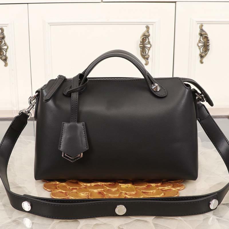 Designers Sacs de luxe pour femmes Louiseity 1 VIUTONITY Sacs ¢ main LVS CROSSBOCK-BOBODER Le sac fourre-tout Capacit← multicolore Volon