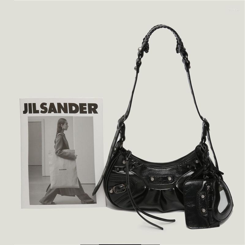 

Evening Bags 2022 Women's Bag Saddle Fashion Shoulder Crossbody Soft Pu Leather Ladies Handbags Rivet Card Holder Heart, Grey