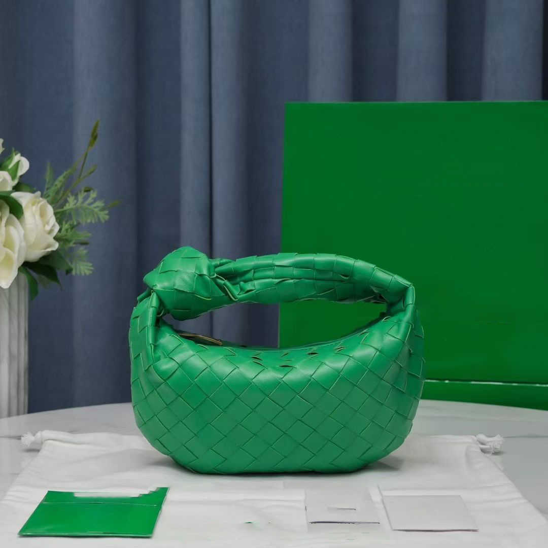 

Top quality womens luxurys designers bags 2022 handbags purses cloud fashion tote genuine leather shoulder crossbody bag famale purse, 15