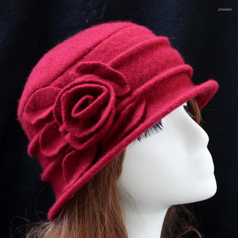 

Berets Women's Fedora Hat Ladies Elegant Artificial Wool Flower Winter Vintage Cloche Bucket Cap Woman Party Headwear Chapeau FemmeBeret, Black