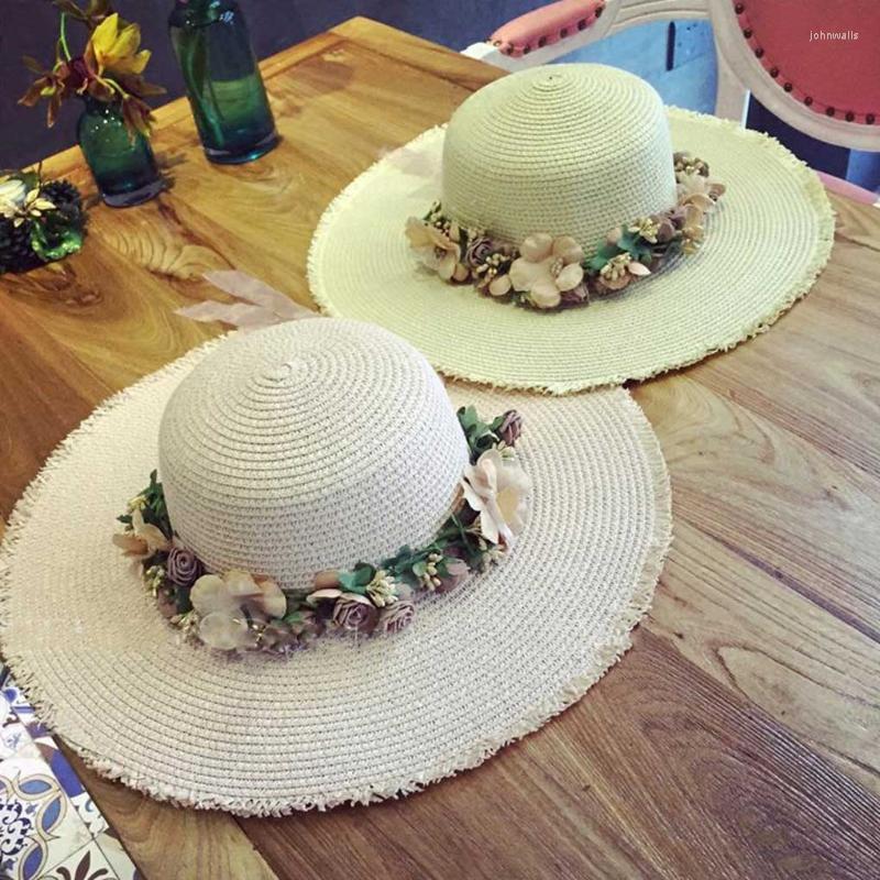 

Wide Brim Hats Straw Sun Hat Women Girls Flower Wreath Spring Summer Cap Beach Headdress HeadwearWide, Pink
