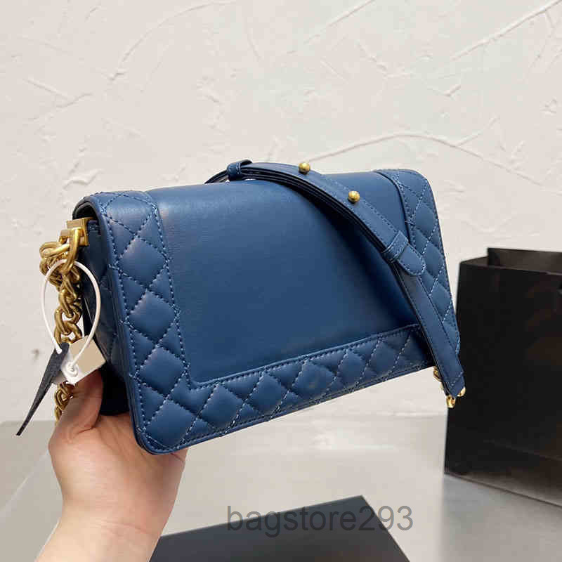 

Ss Fall Winter France Fashion Bags Cool Girl Boy Women's Reverso Single Flap Lambskin Real Leather Gold Metal Hardware Adjustable Shoulder bag 2022, Red