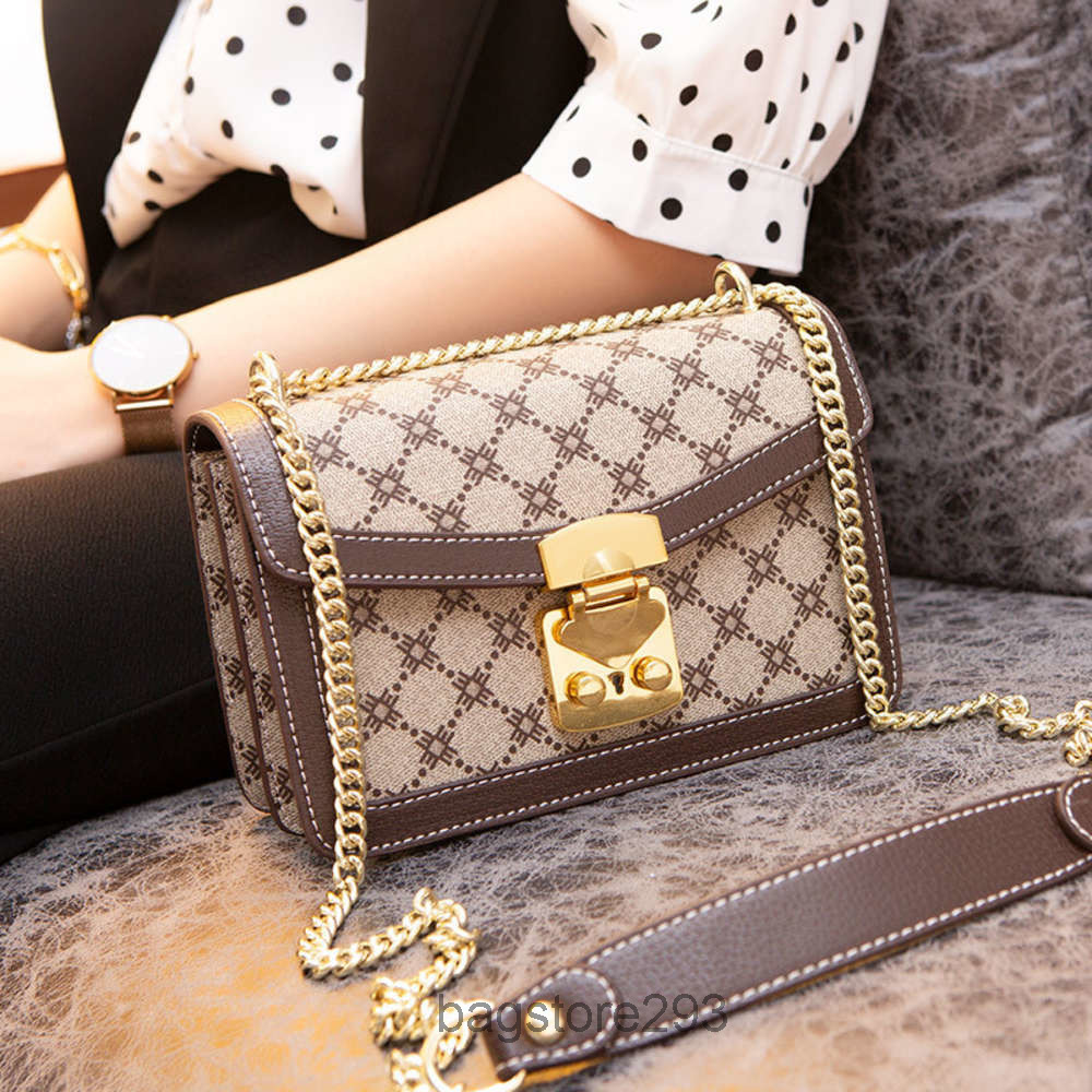 

Luxurys designers women's new French niche sense messenger limited fashion foreign style chain Bag trend, Coffee