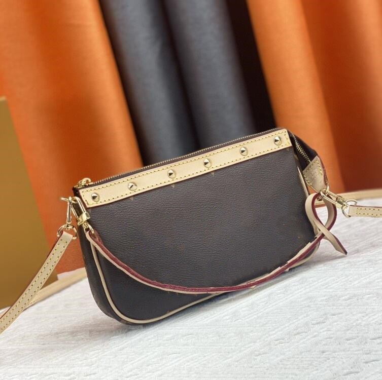 

Women Luxurys Designers Bags Shoulder Bag Handbags Pochette Accessories Crossbody Wallet Womens Purses Card Holder Messenger Purse, A1