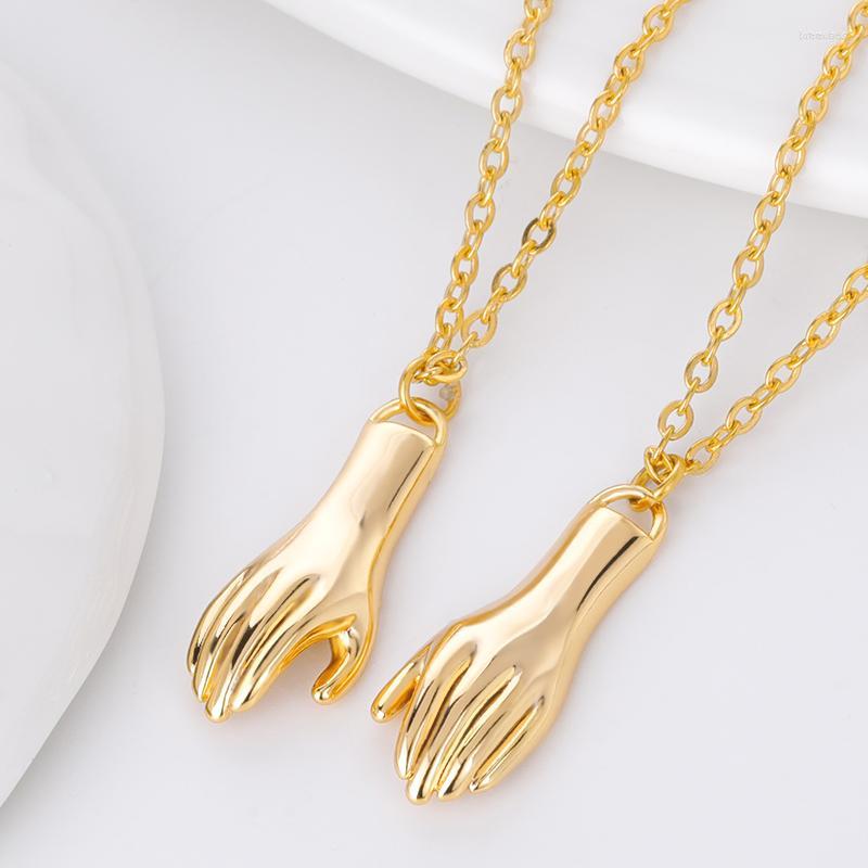 

Pendant Necklaces 2Pcs / Set Double Hand Magnet Attraction Couple Necklace Friendship Jewelry Creative Chain Wedding BFF Gift