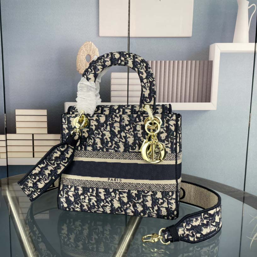 

Luxury Suede Bags Women Cross Body Designers handbag Shoulder Classic Genuine Leather Heart Style Gold Chain Tote Messenger Handbags, Dust bag