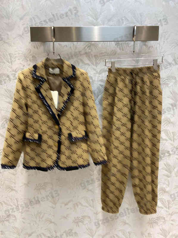 

Womens Two Pieces Pants Designer Joint Jacquard Fabric Two-Piece Sets Fashion Logo Lapel Blazer With Webbing And Loose Pants Suits 0912