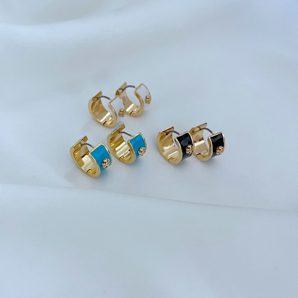 

Huggie Hook Super A Quality Real 18K Gold Plated Candy Colors Enamel earrings Letter earring Letter Gift