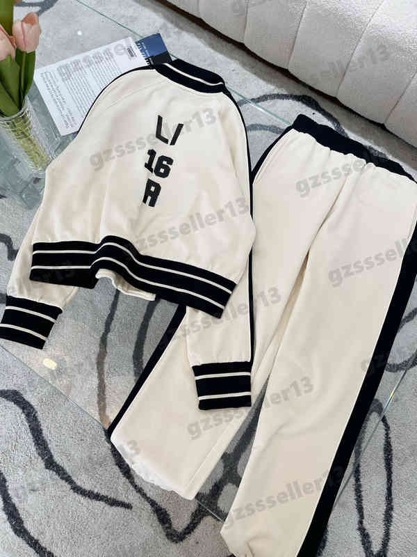 

Womens Tracksuit Jogging Suit Autumn And Winter Two Piece Sets Fashion Letter Logo Print Baseball Jersey And Track Pants Tracksuits 0912