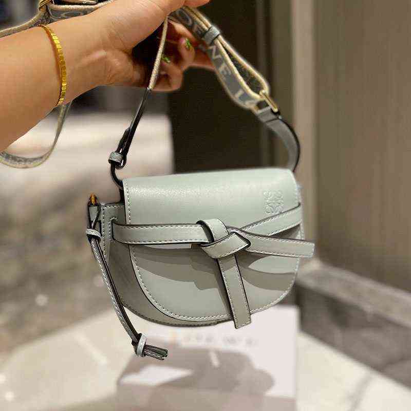 

Designer bags Loew's tote bag woman's handbag Soft Calfskin Jacquard Gate Dual Bag Anagram Embossed Bow Shoulder Woman Handbag Luxury Leather, L-24x20cm