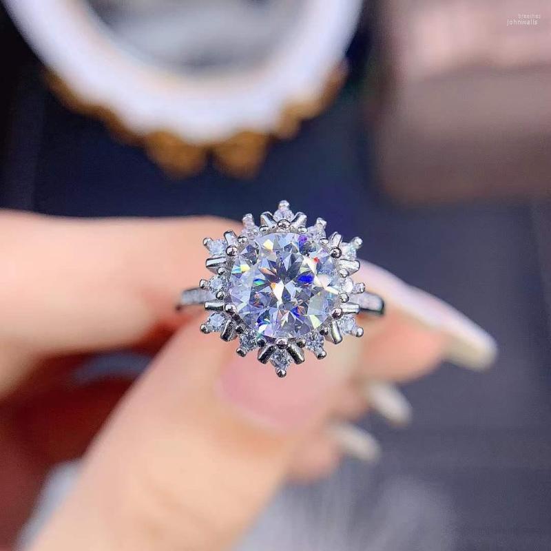 

Cluster Rings 2.0CT Lab Manufactured Diamond Mossonite Lady Ring 925 Sterling Silver 585 Rose Gold Luxury Wedding Engagement Jewelry