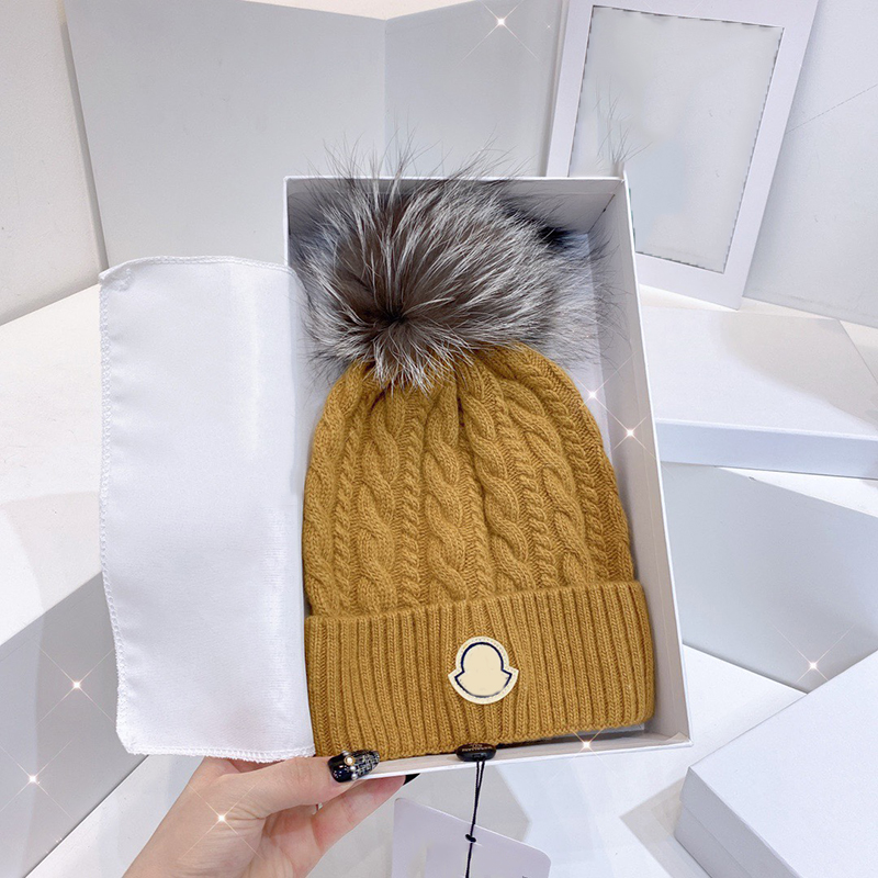 

Designer Winter Hat Beanie Skull Caps Fashion Warm Proof Hairball Letter Hats Breathable Bonnet Casquette 8 Colors, White