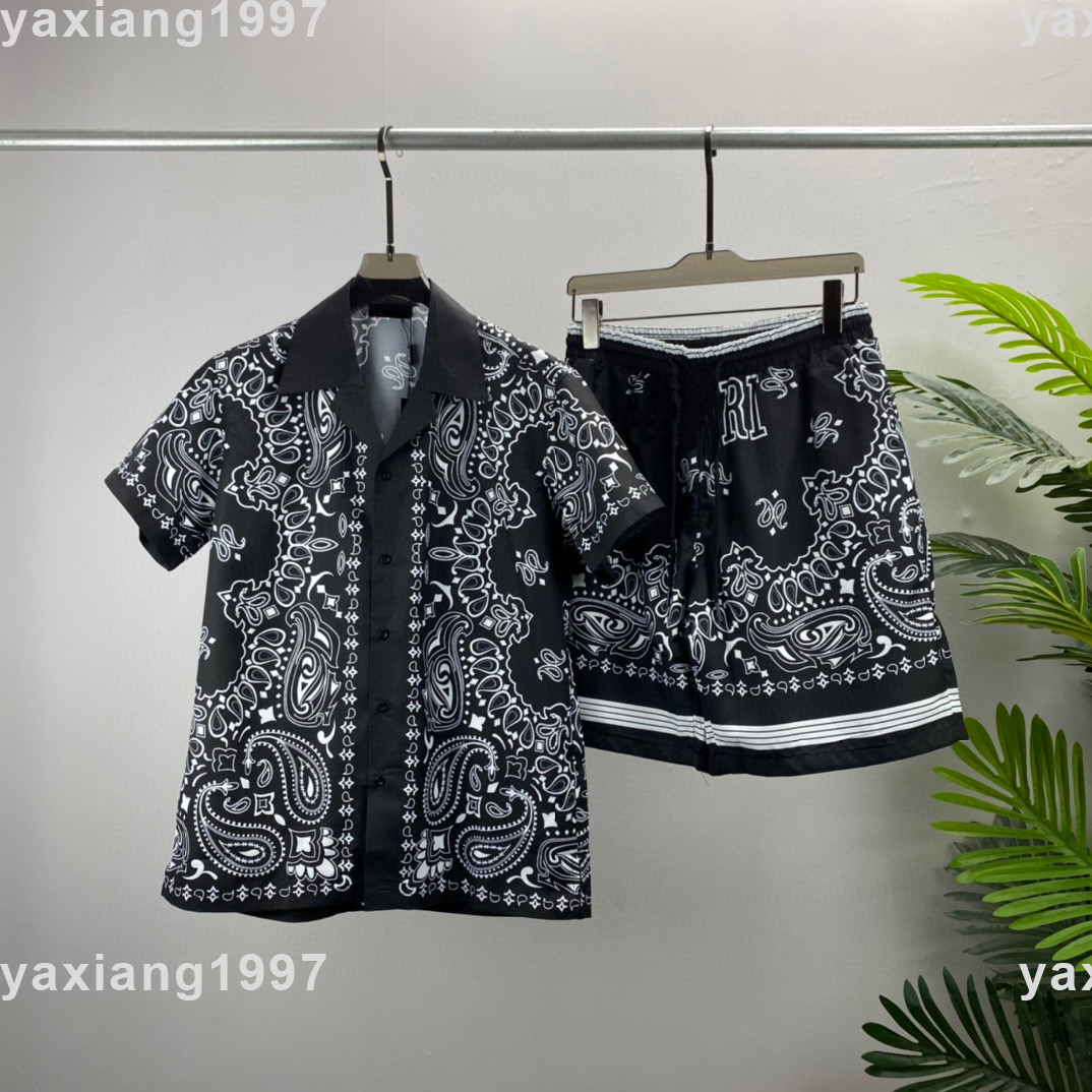 

spring and summer new shirt high grade cotton Sweatshirts printing short pants sleeve round neck panel T-Shirt s-m-l-xl-xxl-xxxl black white yx111