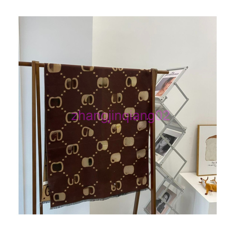 Designer Cashmere Head Gg Cc Scarf Woman Mens New Fashion Autumn Double Sided Cashmere Shawl Brown Scarf Winter Warmth Luxury Large Square Versatile