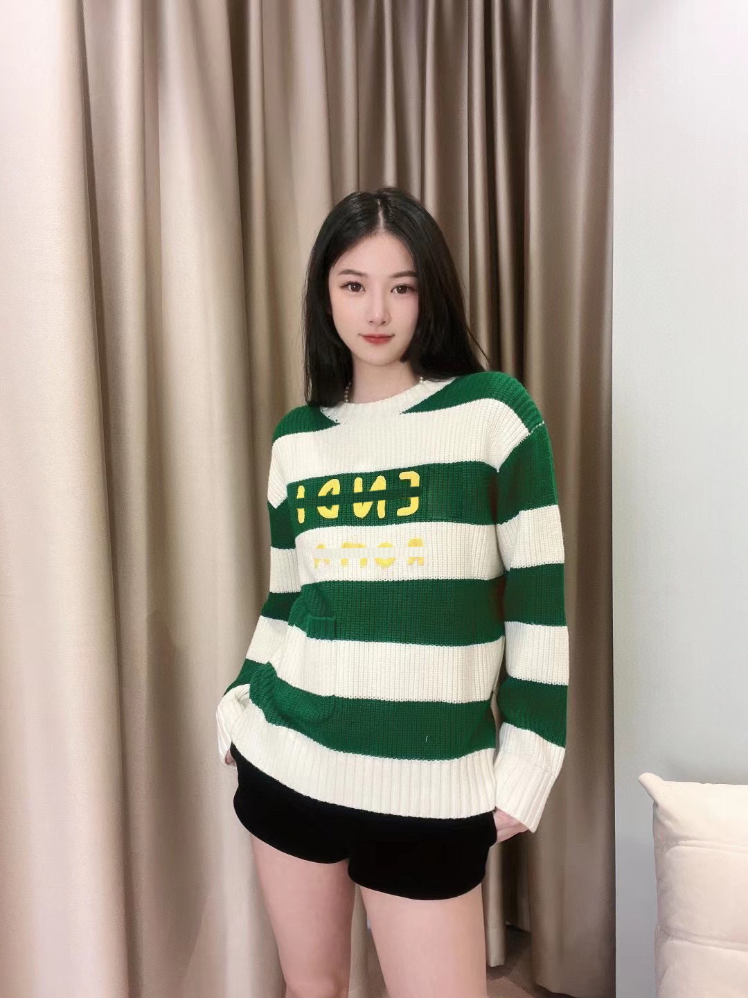 

2023 autumn and winter sweater women's letter printing thickened pullover long-sleeved European street