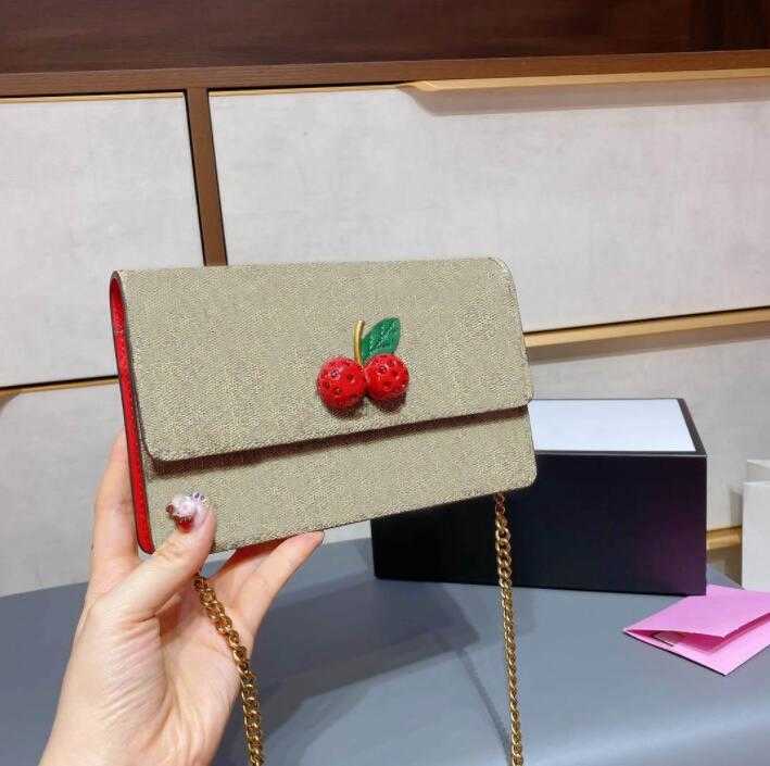 

Luxurys Designers Mini Classic Retro Ladies Handbags Wallet Messenger Bag Fashion Chain Shoulder Bags Women Crossbody Bag with Box, Red