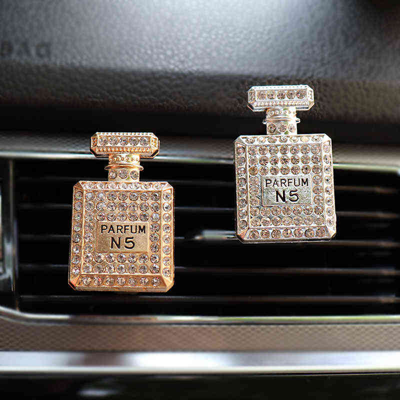 

Decorations Diamond Perfume Bottle Decor For Vent Clip Air Freshener In Auto Interior Decoration Aroma Diffuser Car Accessories 0919