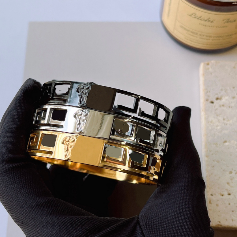 Designers Bracelets Femmes Bangle de luxe Designer Gol
