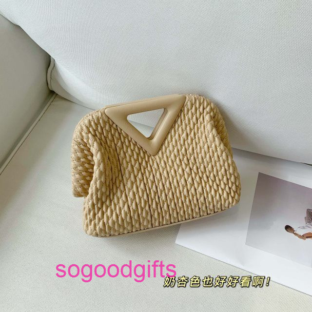 

bottegas venetta bags Triangle Handbag Point Crossbody Bottegas Designer Bags Venetas with the Brand counter triangle bag cloud 2023 summer new small crowd p UB9H, Sky blue