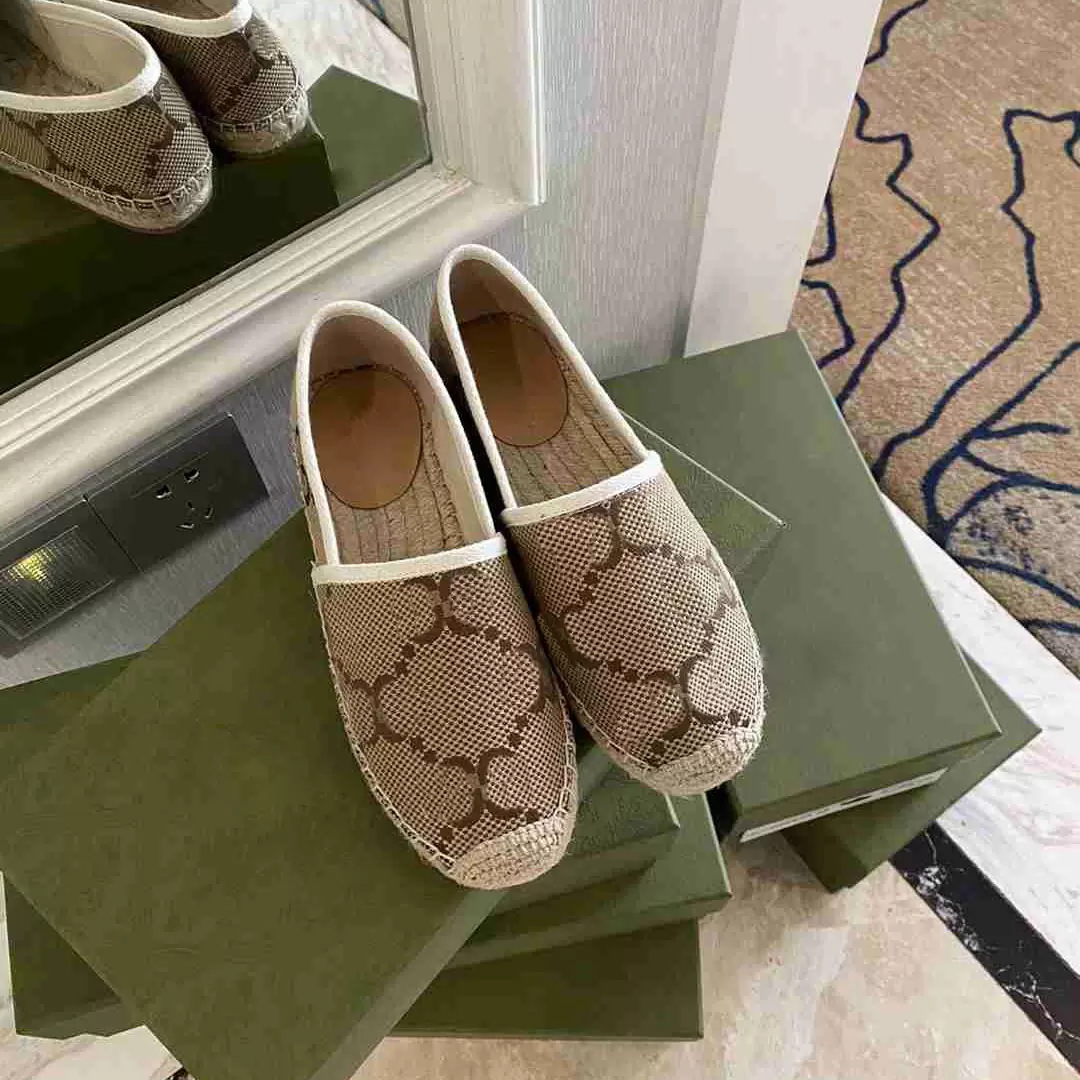 

Spring and autumn casual letter embroidery sneakers flower canvas women's shoes size 35---41, A1