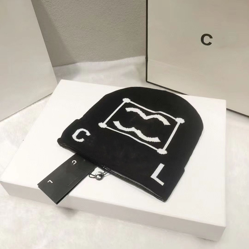 

Designer Brand Men's Luxury Beanie Hat Ladies Autumn and Winter New Fashion Trend Classic Letter Versatile Knitted Hat