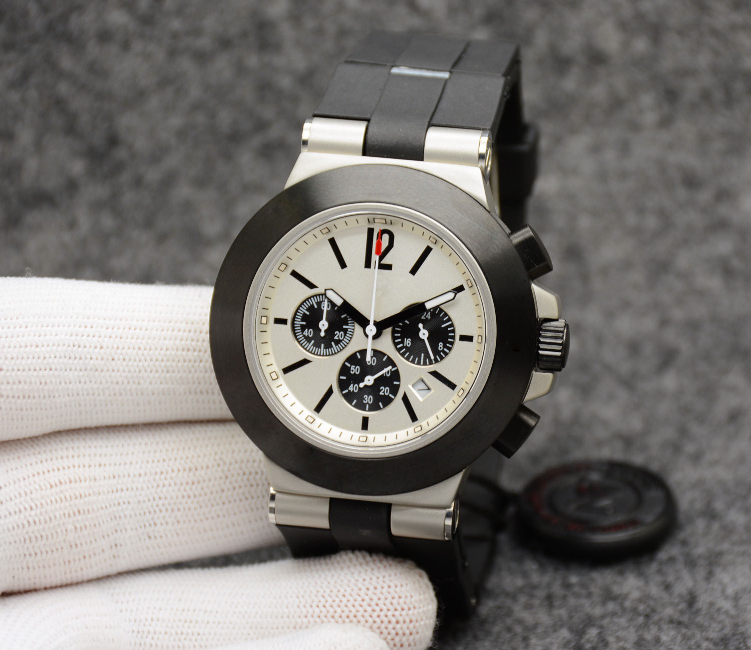 

Aluminium Quartz Chronograph Sapphire Glass 44M Mens Watch Rubberclad Logo Letter Bezel Luminous Steve Aoki Dial Rubber