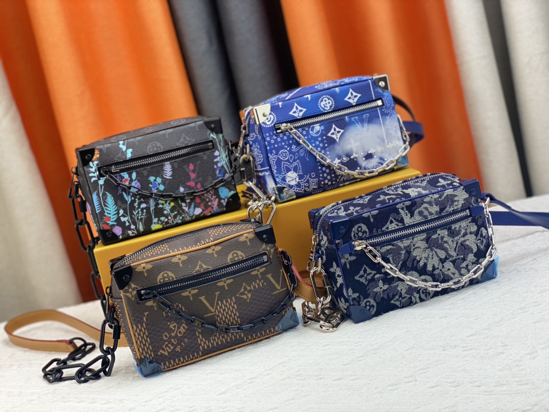 

Boxy shape shoulder bags eight pieces of hardware to strengthen the corners crossbody Mini Soft Trunk Bag lady Designer Box, No 2