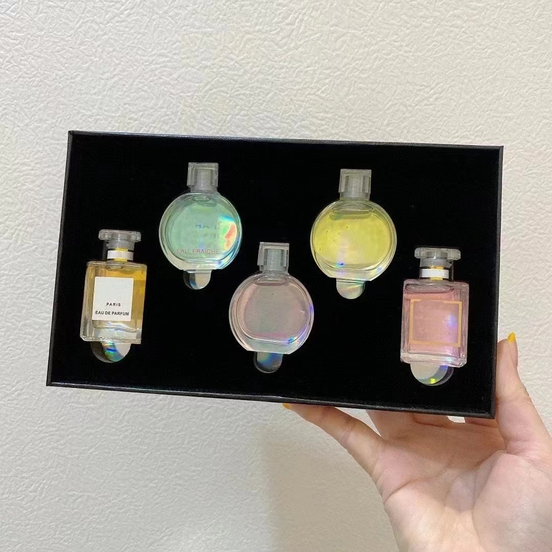 

Anti-Perspirant Deodorant Women's perfume set box perfume lasting