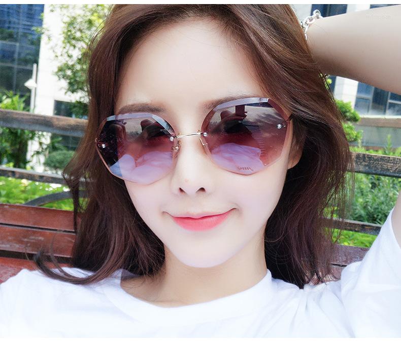 

Sunglasses Luxury Oversized Rimless Women Vintage Round Gradient Shades Sunglass Ladies Brand Designer Sun Glasses For Woman